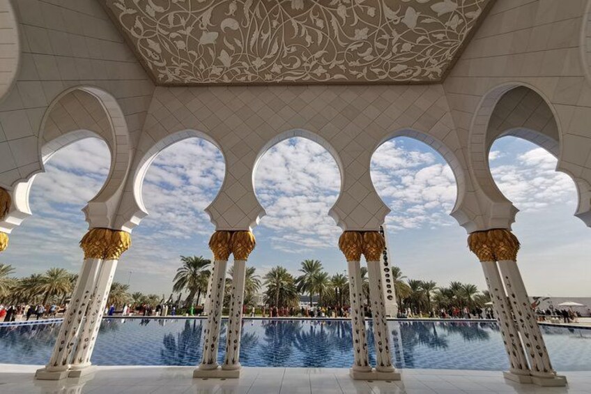 Abu Dhabi City Tour Including Ferrari World Tickets from Dubai 2