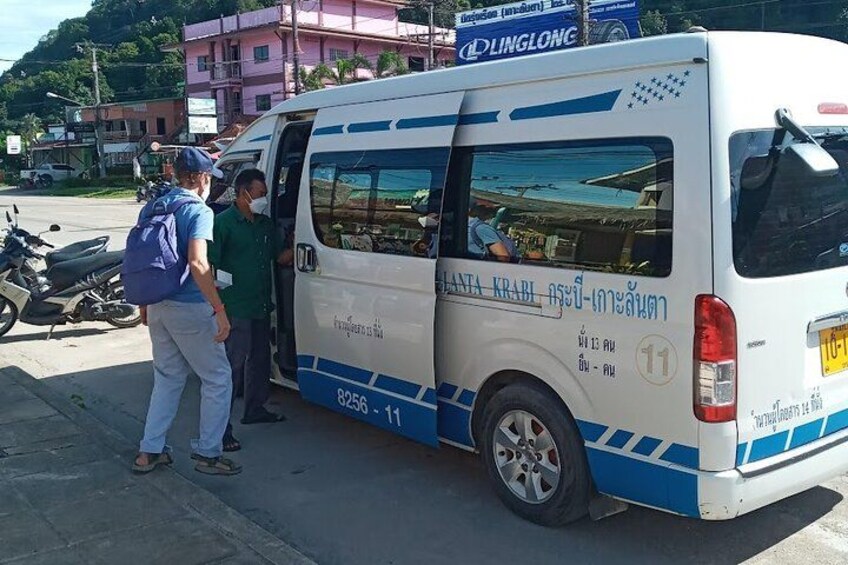 Public van service 4