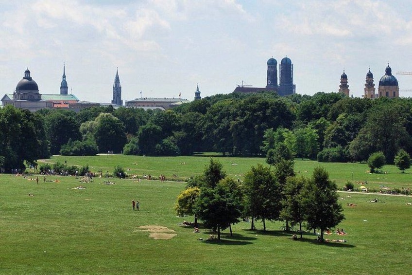 Munich Classic Bike Tour @ 11.30am with Surfers & beergarden stop 2
