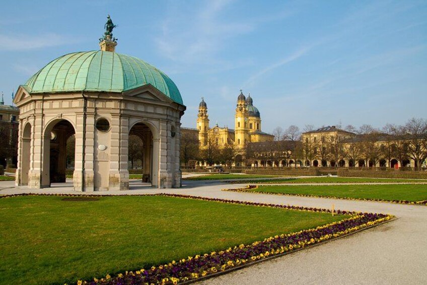 Hofgarten 2