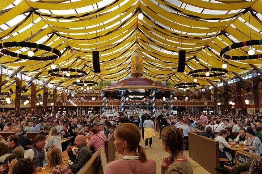 Munich Oktoberfest Guided Experience with Beer and Food 5