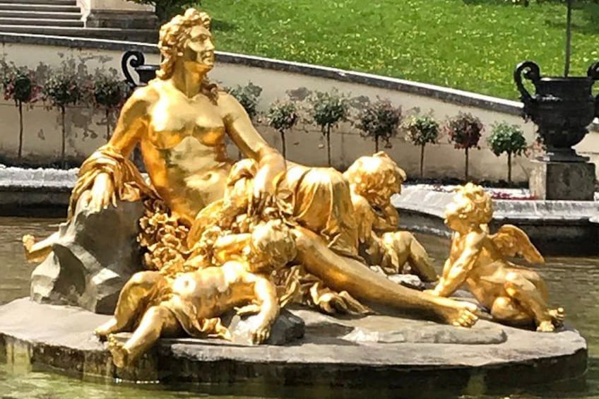 VIP Daytrip Neuschwanstein, Linderhof and Grotto from Munich 2