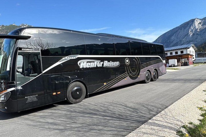 VIP Daytrip Neuschwanstein, Linderhof and Grotto from Munich 3