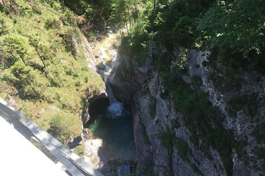 View into the gorge under the Marienbridge 3