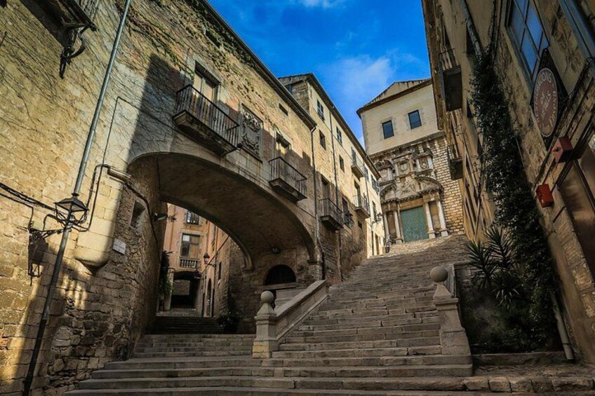 Girona & Dali Museum Small Group Tour with Pick-up from Barcelona 2