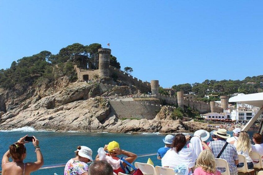 Arrival in Tossa de Mar 5