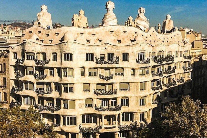 Casa Mila - Gaudi's tour 3
