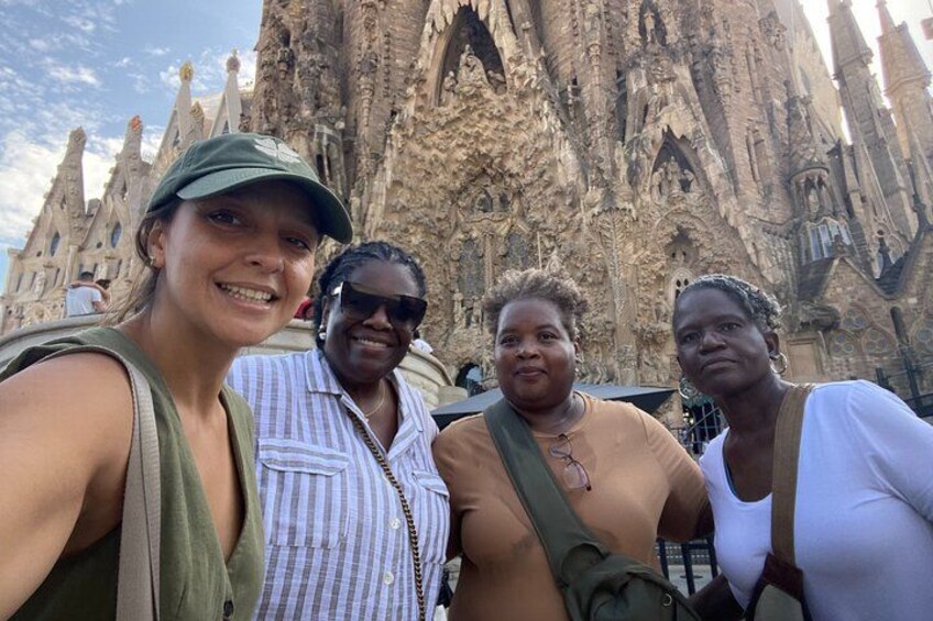 Sagrada Familia - Gaudi's tour 1