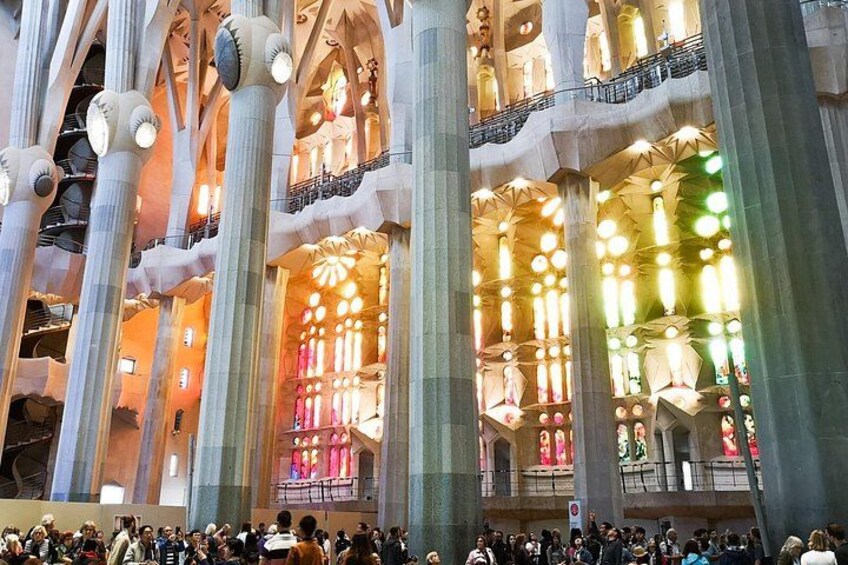 Sagrada Familia - Gaudi's tour 4