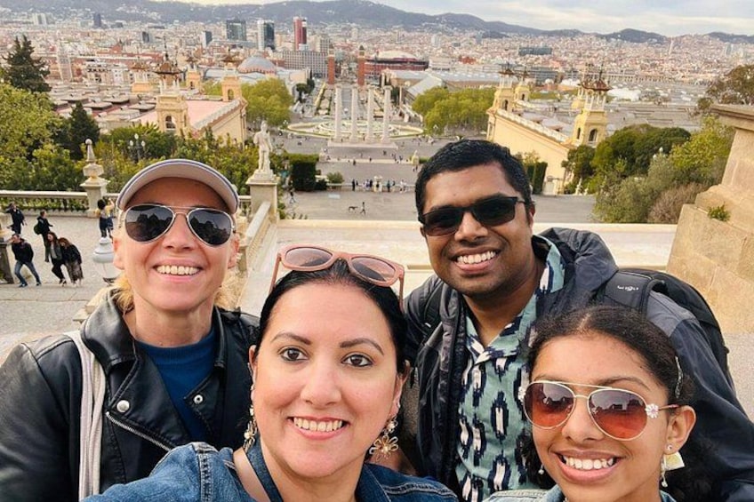 Barcelona Highlights Small Group Tour with Hotel Pick Up 4