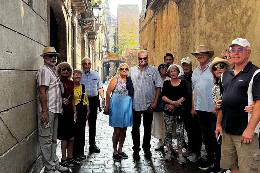 Barcelona Highlights Small Group Tour with Hotel Pick Up 2