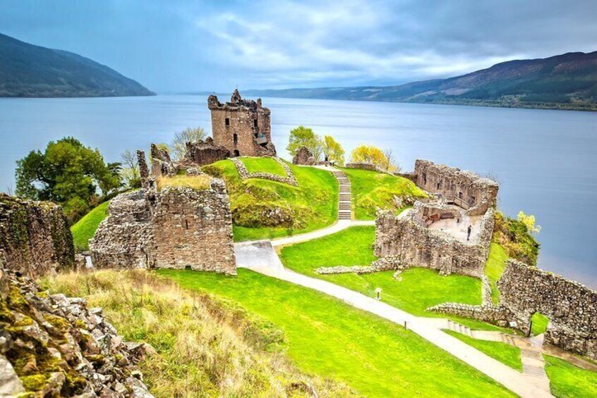 Loch Ness & Urquhart Castle