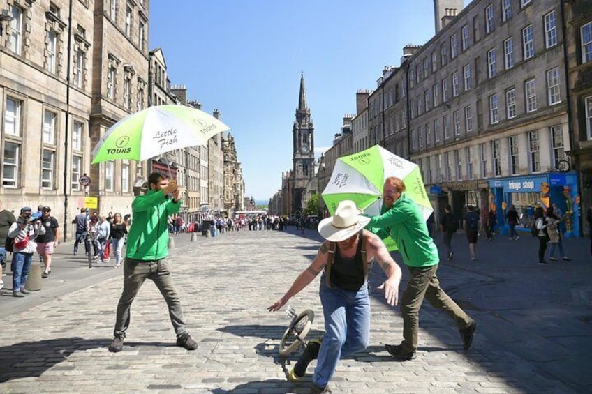 Old Town Walking Tour History and Tales in Edinburgh