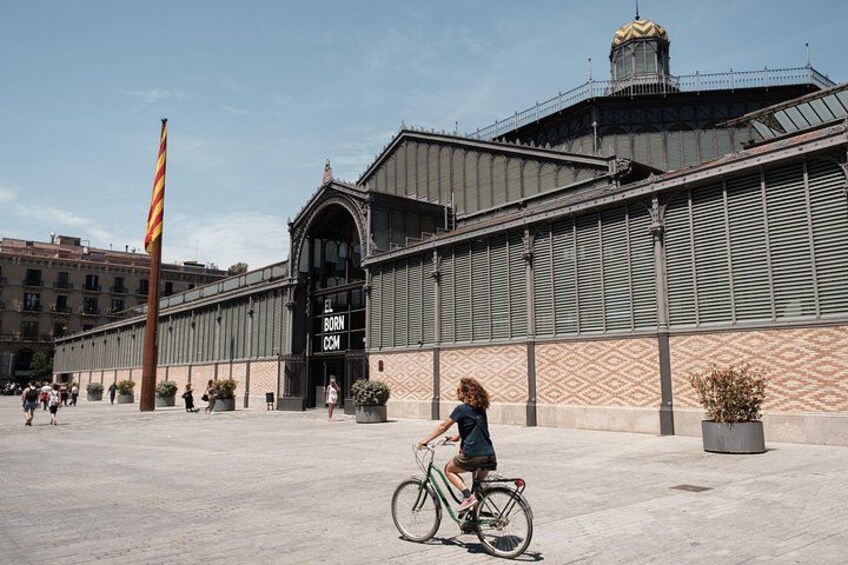 Barcelona 3-hour Bike or E-Bike Tour: Highlights and Hidden Gems 5