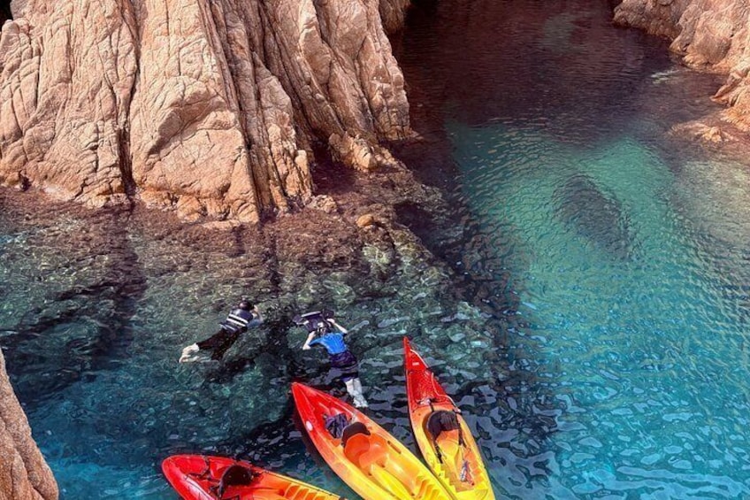Costa Brava Tour with Kayak, Lagoon Snorkeling & Rock Jumps 2