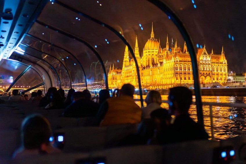 Budapest Danube River Sightseeing Night Cruise with Drink 2