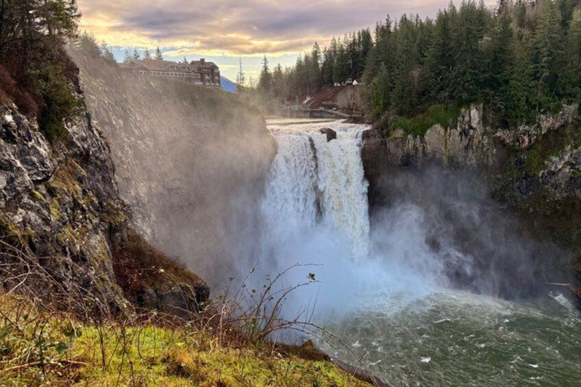 Seattle City and Snoqualmie Falls Half-Day Guided Tour 4