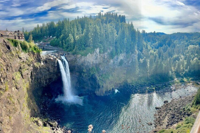 Seattle City and Snoqualmie Falls Half-Day Guided Tour 3
