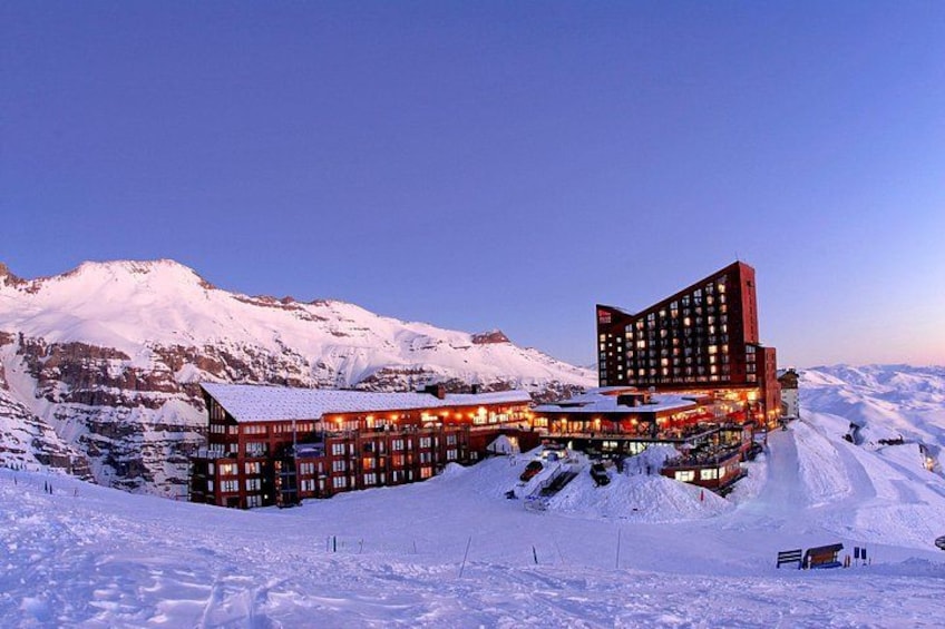 Santiago: Full day panoramic tour to ski resort Valle Nevado 1