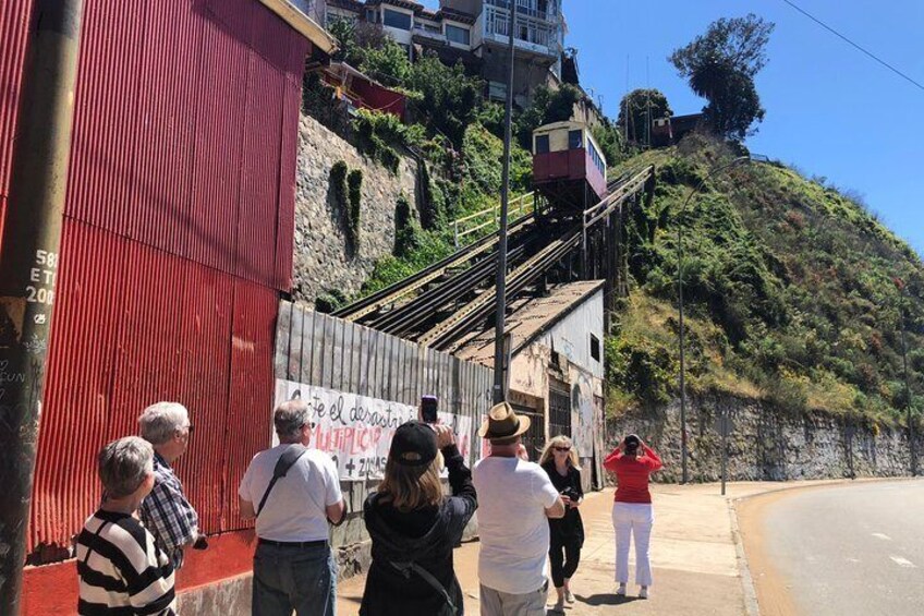 Valparaiso Port and Viña del Mar with Casablanca Wine Tasting 5