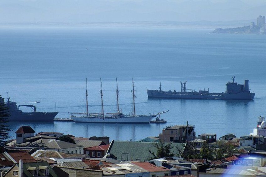 Valparaiso Port and Viña del Mar with Casablanca Wine Tasting 4