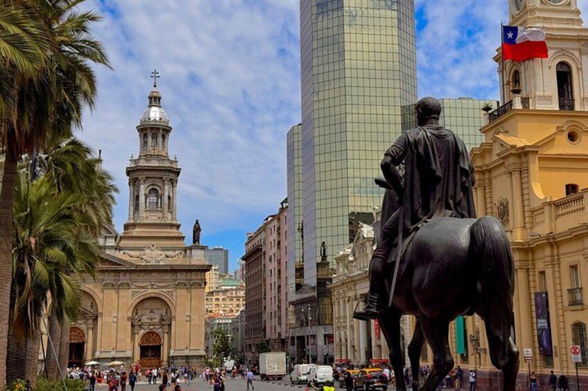 Santiago Half-Day Private City Tour Hotel Pick up & Food Sample 2
