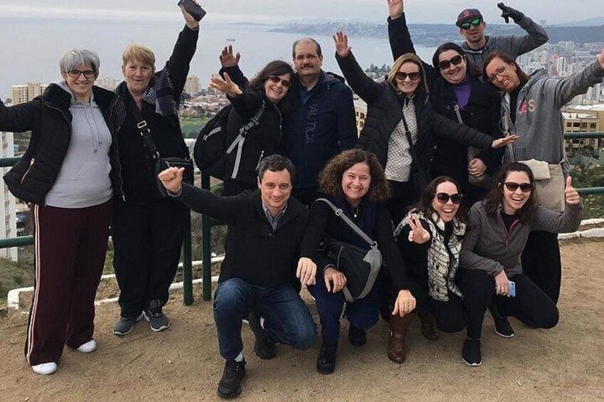Full Day Guided Trip to Valparaíso Viña del Mar & Reñaca from Santiago 4