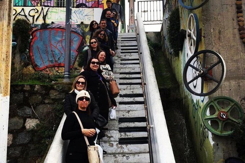 Full Day Guided Trip to Valparaíso Viña del Mar & Reñaca from Santiago 4