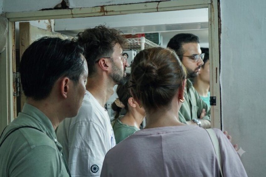 Dark Side of Hong Kong - Kowloon Caged Homes Walking Tour 3