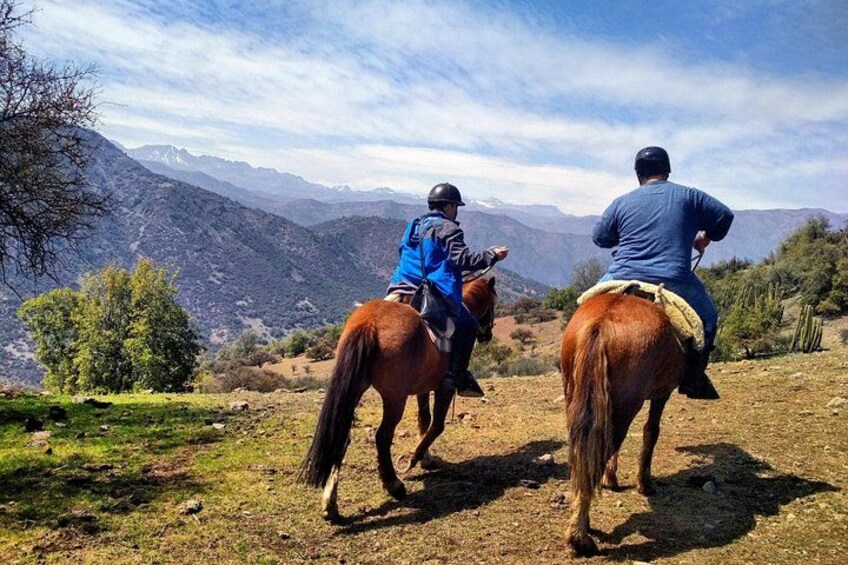 Amazing vistas in Cordillera Pre-Andes Mountains close to Santiago 1