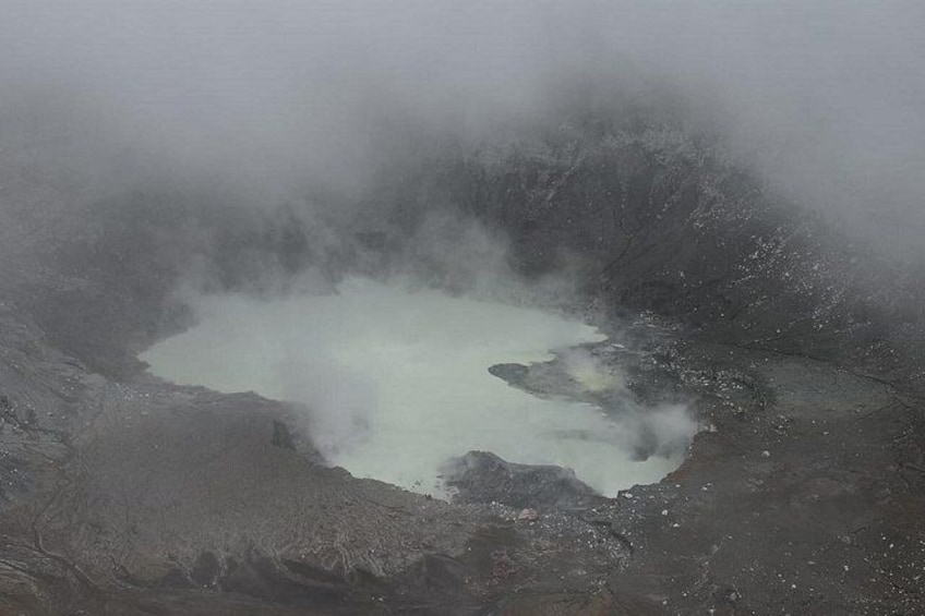 Combo tour Poas Volcano and La Paz waterfall and Coffee tour 1