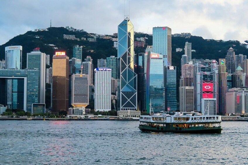 Hong Kong Private Walking Tour with a Local 4