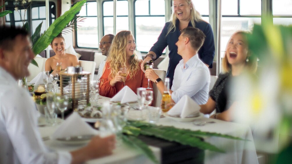 'Charles Darwin' Dinner Cruise