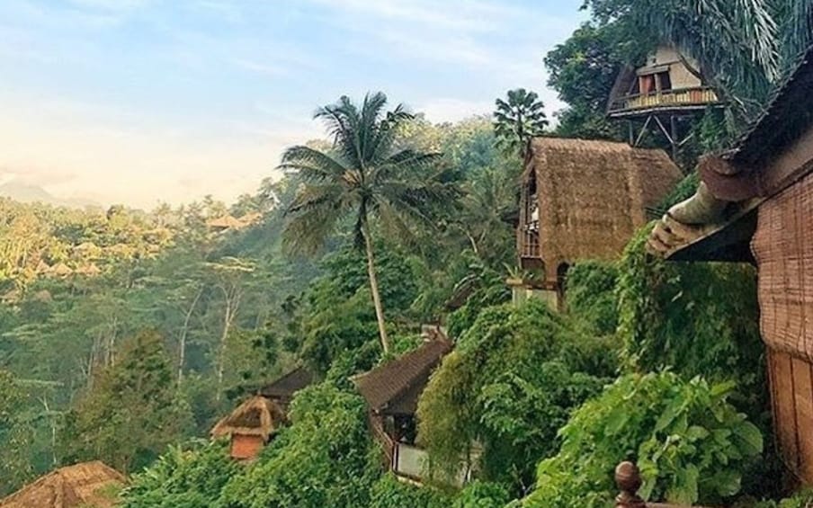 Eagle Nest Romantic Dining In Ubud 2