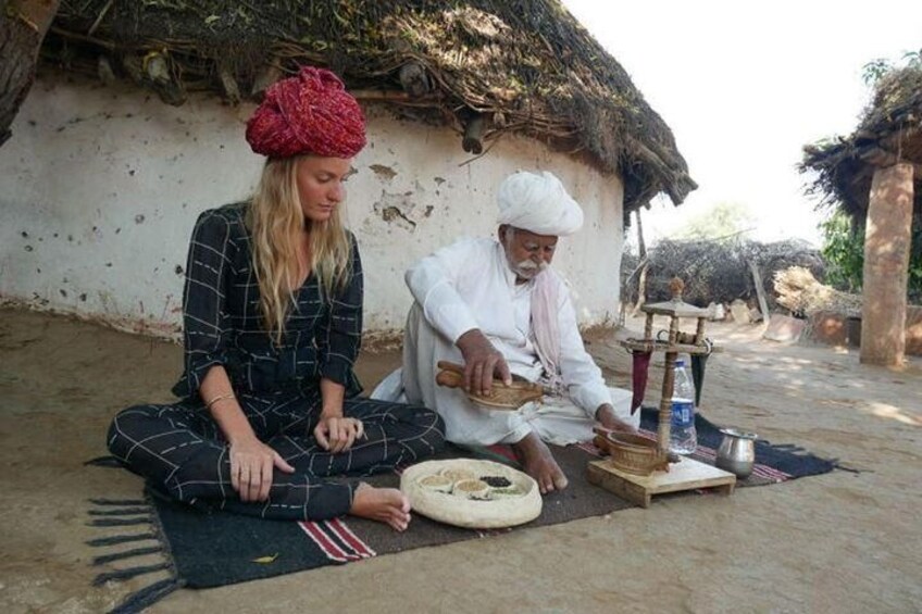 Private Jodhpur City Tour With Village Safari