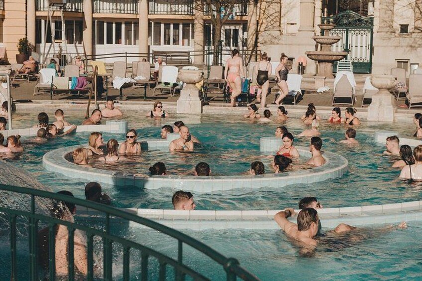 Budapest: Beer Spa with Unlimited Beer + Széchenyi Add-on 2