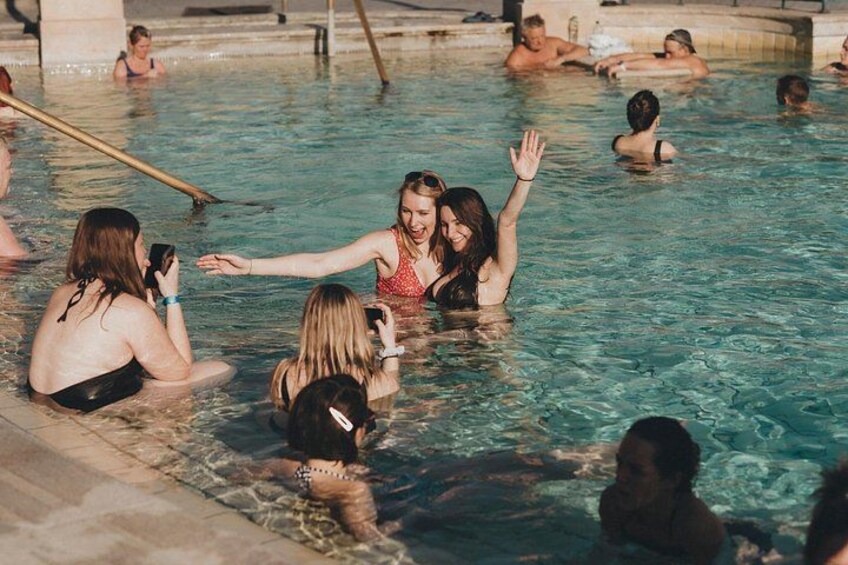 Széchenyi Bath Fast-Track Ticket + Beer Spa with Unlimited Beer 2