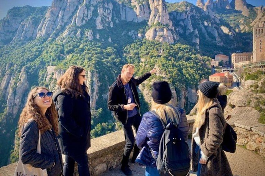 Barcelona to Montserrat Monastery: Tour, Transfers & Basilica 3