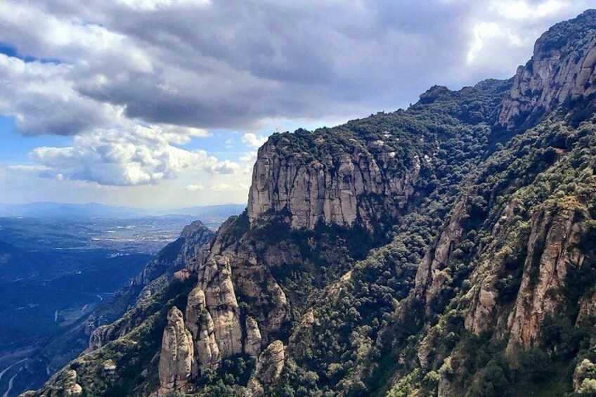Barcelona to Montserrat Monastery: Tour, Transfers & Basilica 3