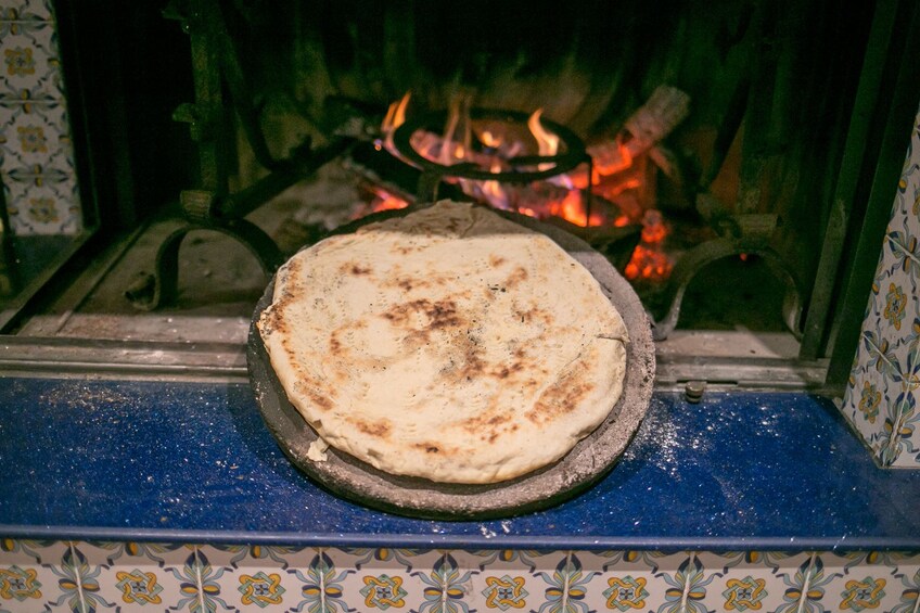 Private cooking class with lunch or dinner in Assisi