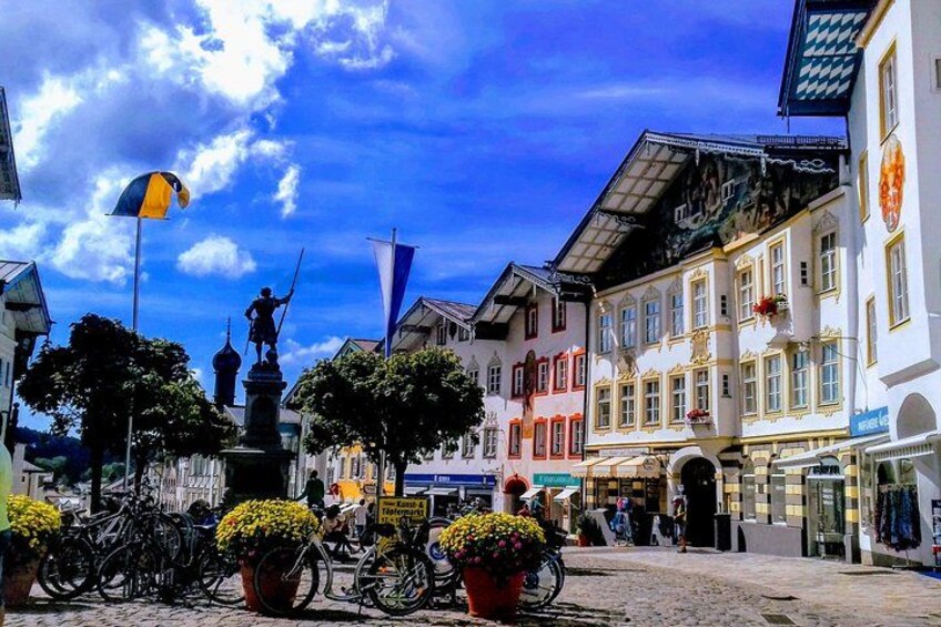 MY*GUiDE The King's GREATEST PALACES Neuschwanstein & HERRENCHIEMSEE from Munich 4