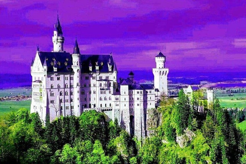 https://media-cdn.tripadvisor.com/media/attractions-splice-spp-720x480/0b/5c/70/6c.jpg 2