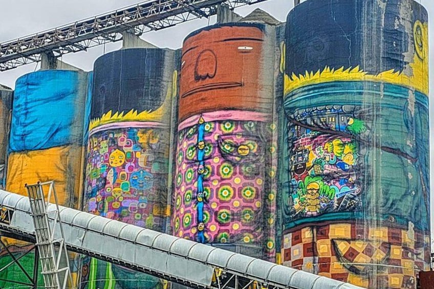 Colorful cylindrical structures with graffiti art. 3