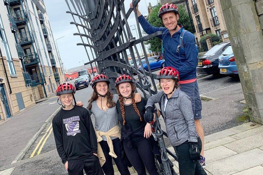 Edinburgh City Bike Tour - Choice of E-Bike or Manual 3