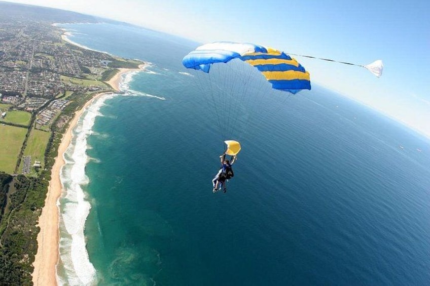 From Sydney: Tandem Skydive Experience over Wollongong Beach 4