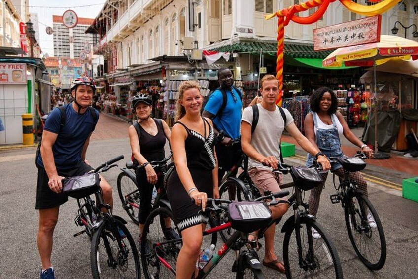 Singapore Highlights Small Group Bike Tour on Full-Sized Bicycles 4
