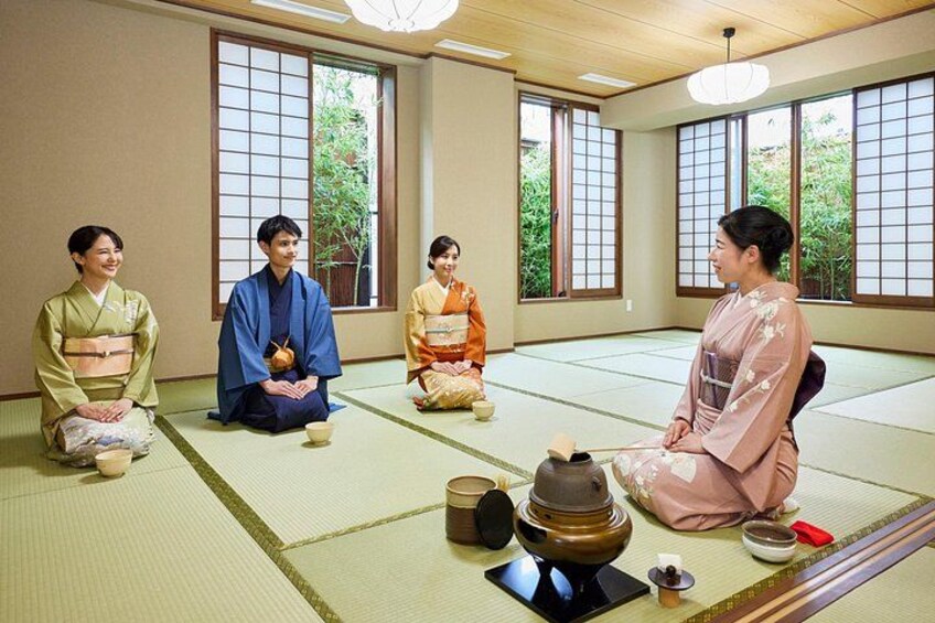 Kimono Tea Ceremony at Tokyo, Asakusa Maikoya 5