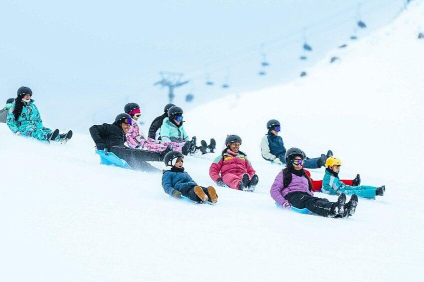 Tour Parque Farellones Ticket+Transportation, optional Snowwear 1