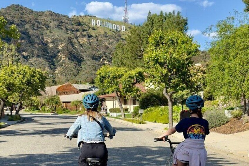 Hollywood Sign E-Bike Adventure: Private Los Angeles Tour 5