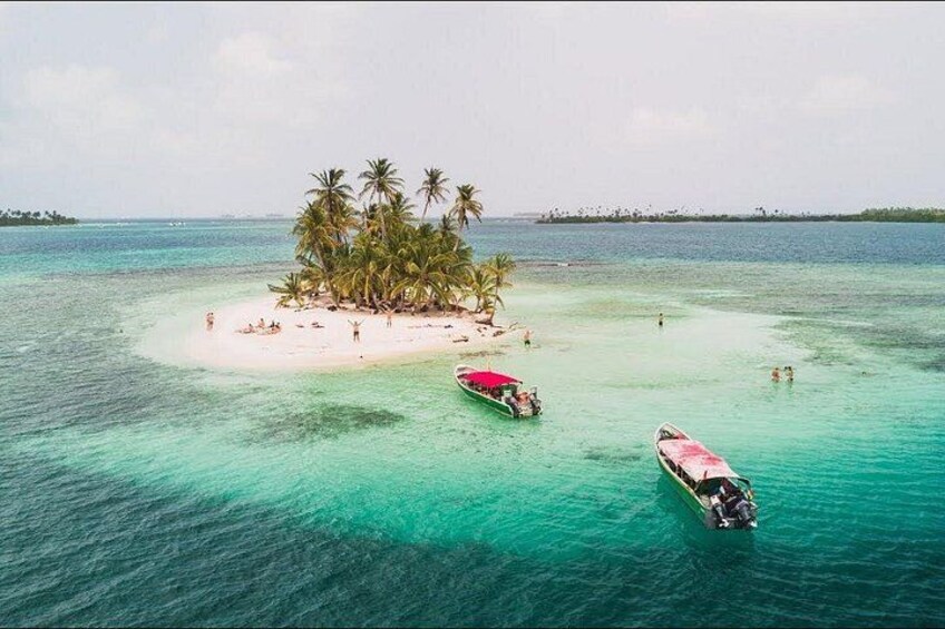 1- or 2-Night Experience in San Blas Islands 1